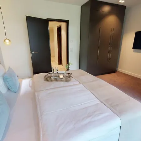 Apartment White Pearl 0.16 *